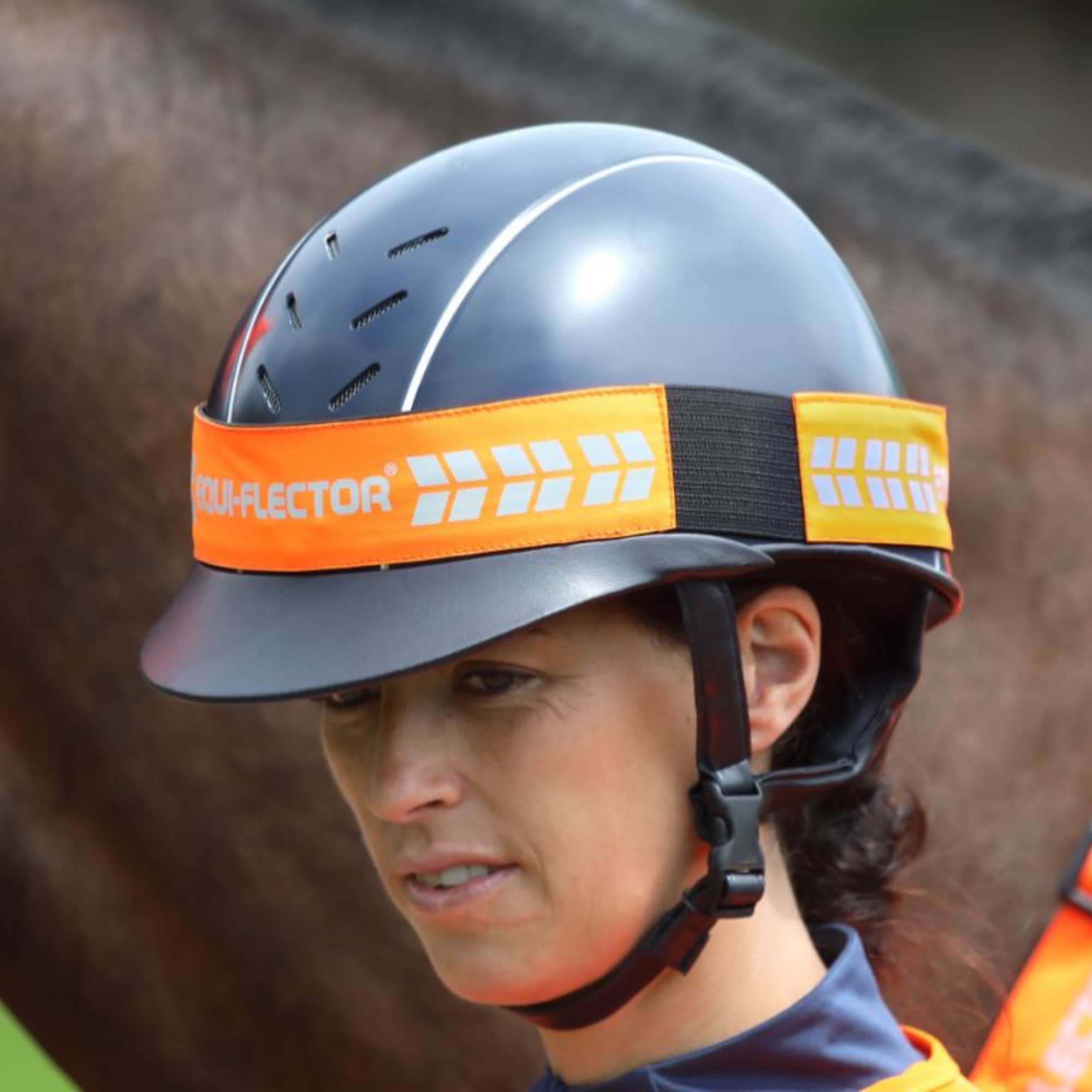 Orange hjälmreflex till ridhjälm